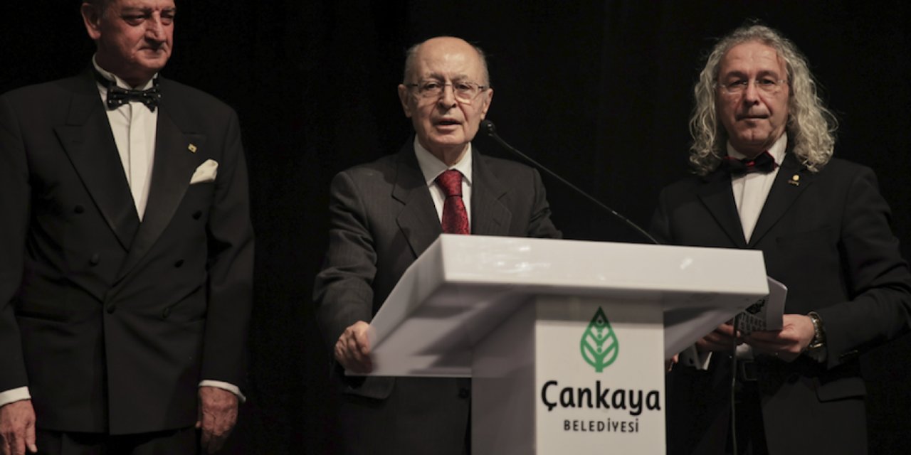 Yıllar sonra katıldığı törende konuştu: İşte Ahmet Necdet Sezer'in dikkat çeken mesajı