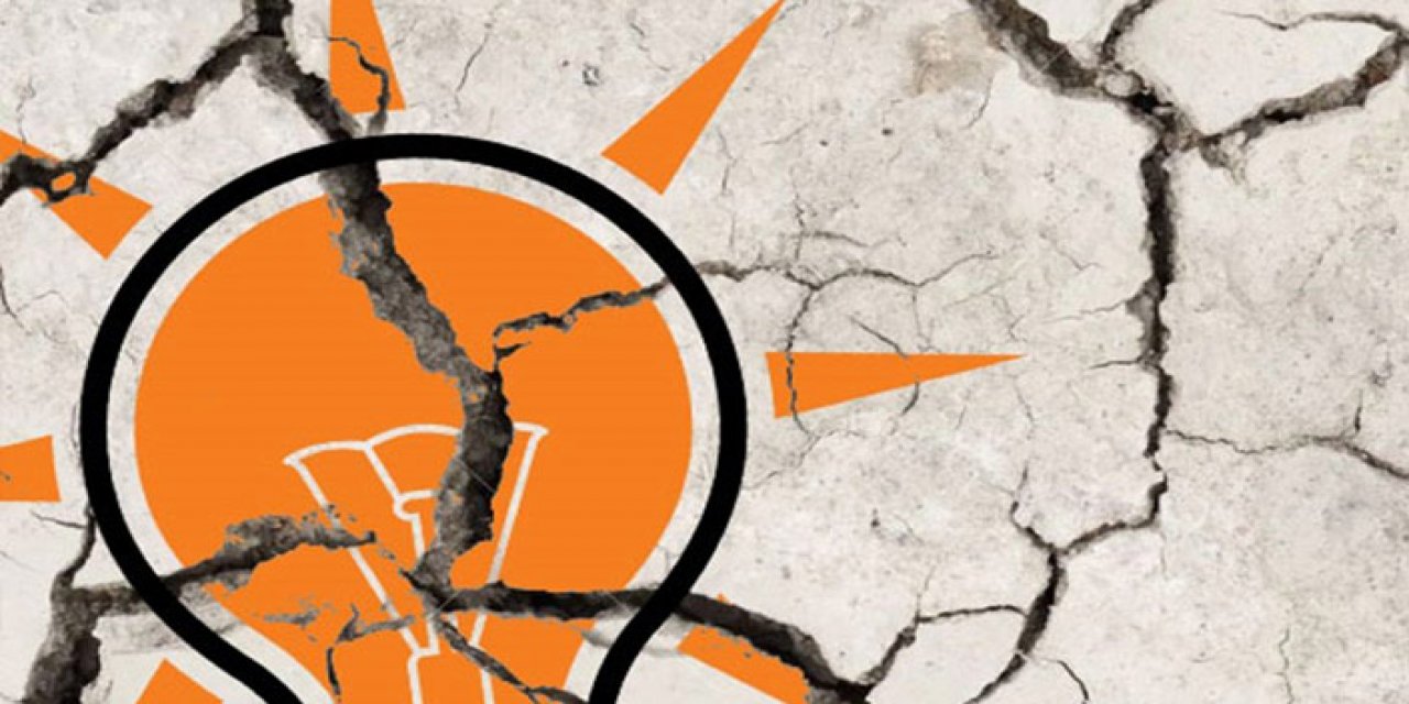 AKP'de toplu istifa depremi