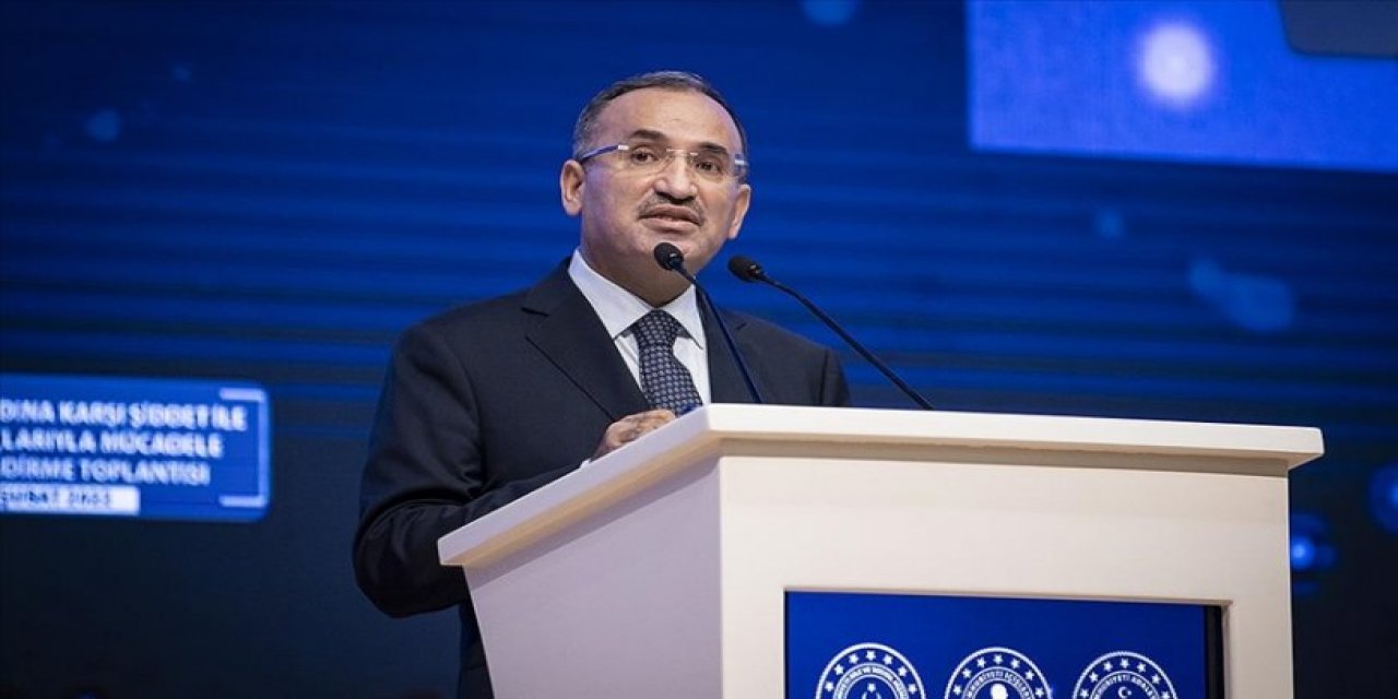 Adalet Bakanı Bozdağ'dan 'indirim' açıklaması: Kravattan, elbiseden iyi hal olmaz