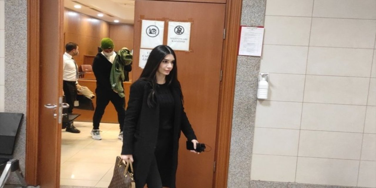 Burcu Kıratlı'nın saadet zincirinde dolandırılması hakkında davada karar