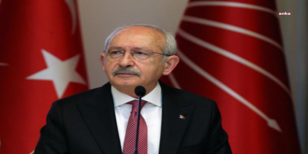 Kılıçdaroğlu'ndan "Regaip Kandili" mesajı: zorlu günleri bir an önce aşmayı ve herkesin beraberlik içinde yaşamasını diliyorum"