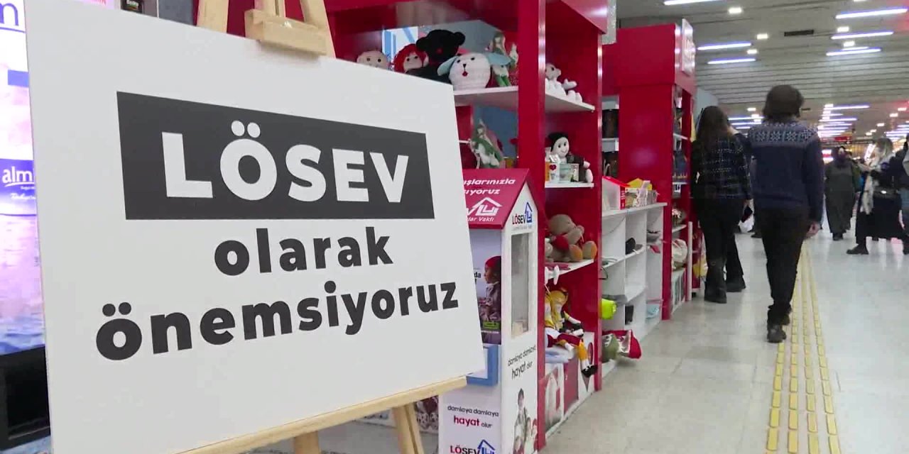 Ankara Büyükşehir Belediyesi'nden "4 Şubat kanser günü"nde anlamlı 2 etkinlik