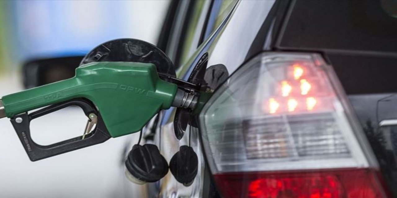 Ardı arkası kesilmiyor: Motorinin ardından benzine de zam beklentisi