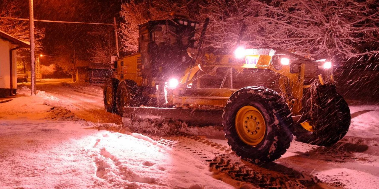 Eskişehir'de karla mücadele tekrar başladı