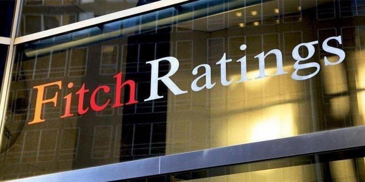 Fitch, Türkiye'nin kredi notunu "B+"ya indirdi