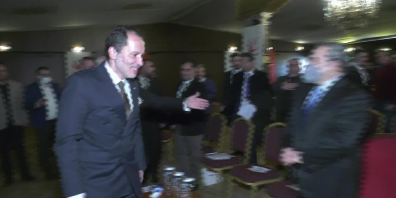 Fatih Erbakan: "Borç-faiz, beton- çimento ekonomisi sıkıntılı model"