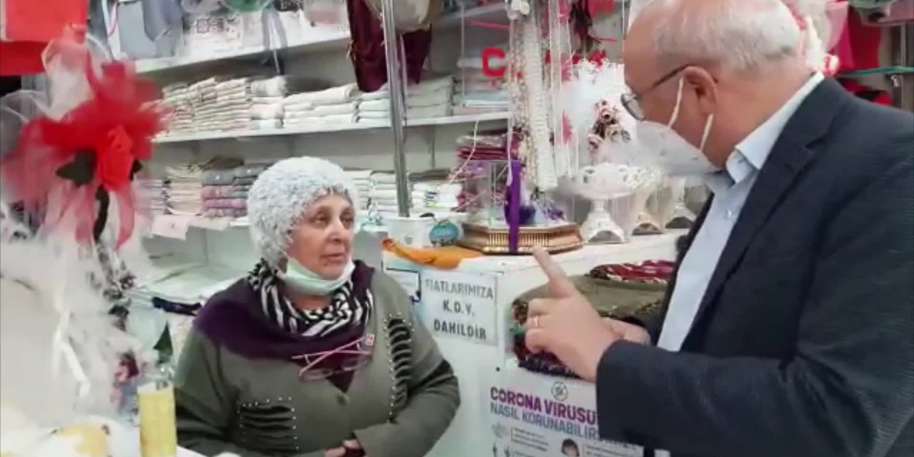 Eskişehirli esnaf CHP'li Çakırözer'e dert yandı: "Karı koca emekli maaşımız dükkana gidiyor, dükkanı kaç gündür siftahsız kapatıyoruz"
