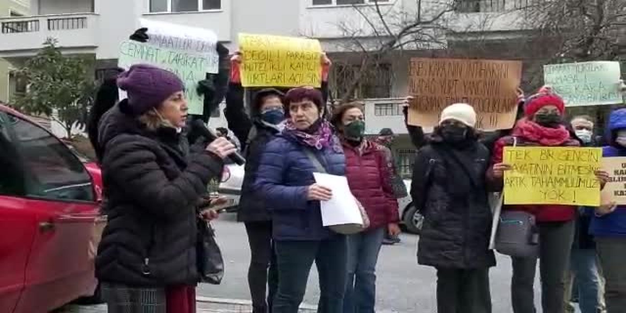 Üsküdar Acıbadem'de 'cemaat yurdu' protestosu