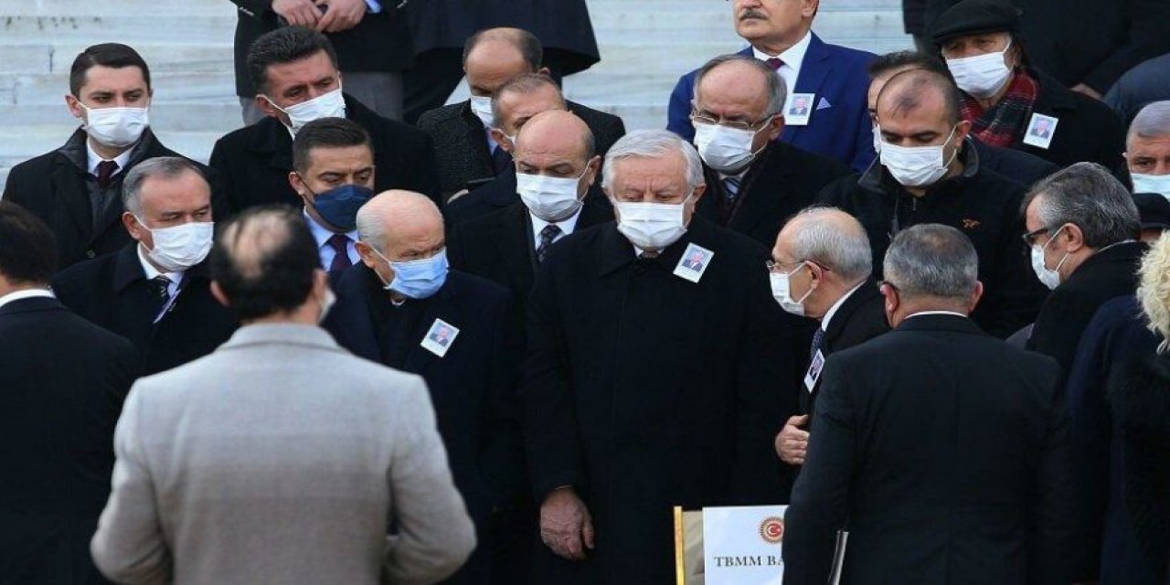 Onur Kumbaracıbaşı'nın cenaze töreninde dikkat çeken ayrıntı