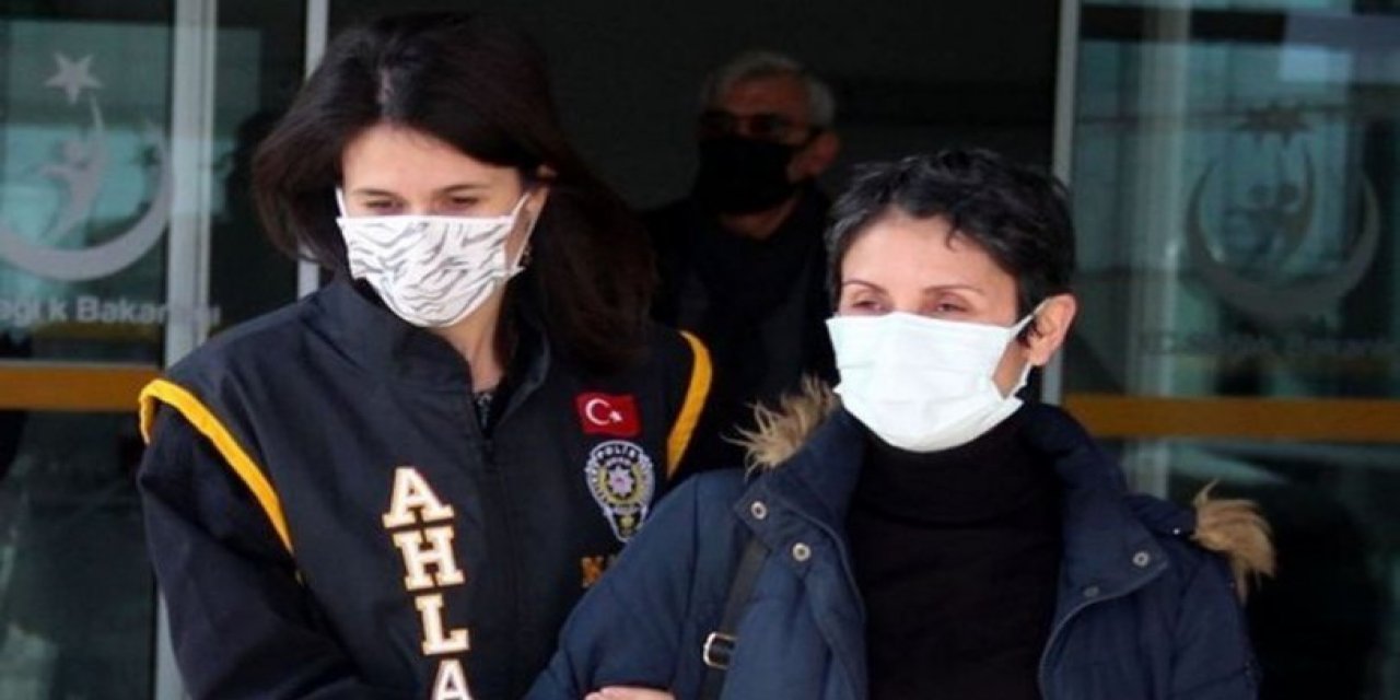 Ahlak polisi yeleği giyip AA muhabirine haber verdikleri iddia edilmişti: Gazeteci Hülya Kılıç'tan o polisler hakkında suç duyurusu