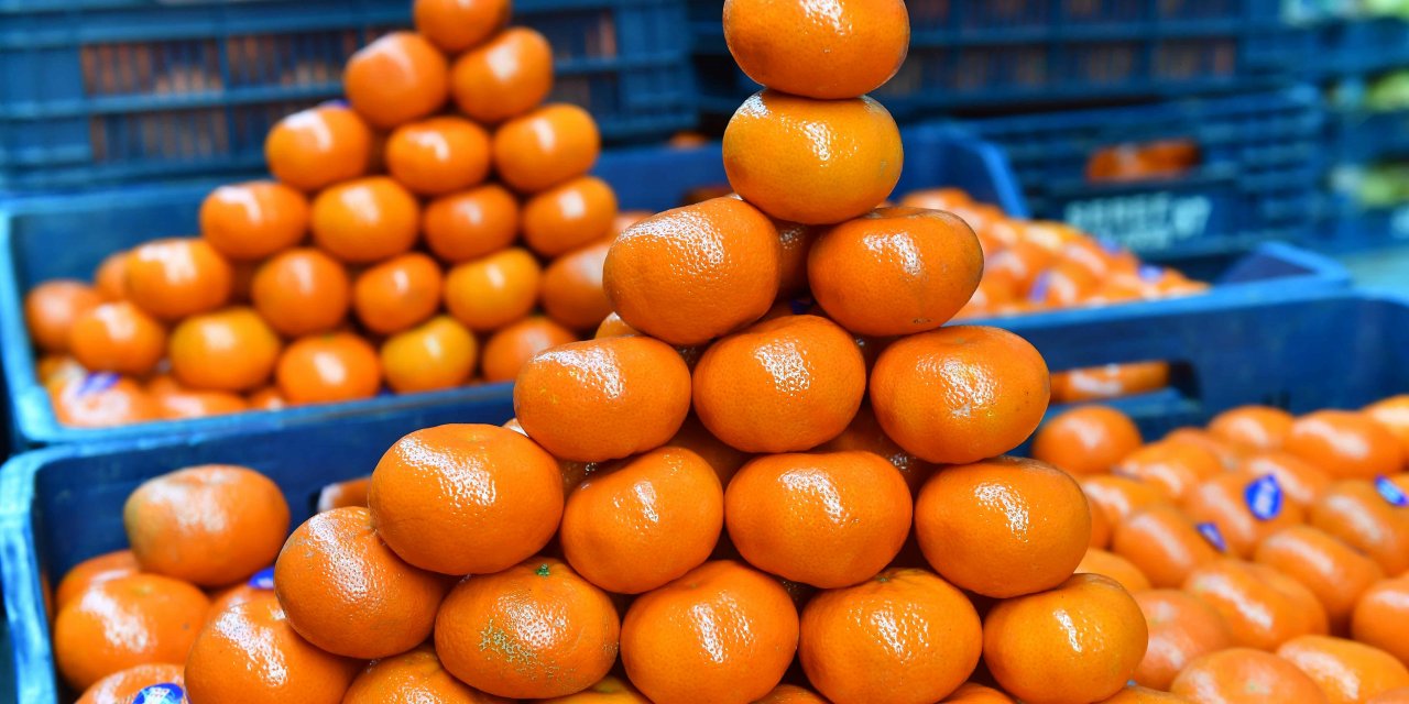 Başkentlilerin kış meyvesi tercihi mandalina oldu
