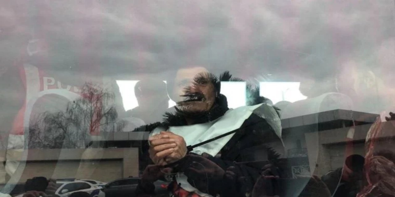 Fotoğrafı Türkiye'nin gündemine oturmuştu: Migros işçisi Gülabi Aksu'dan gözaltı sonrası açıklama