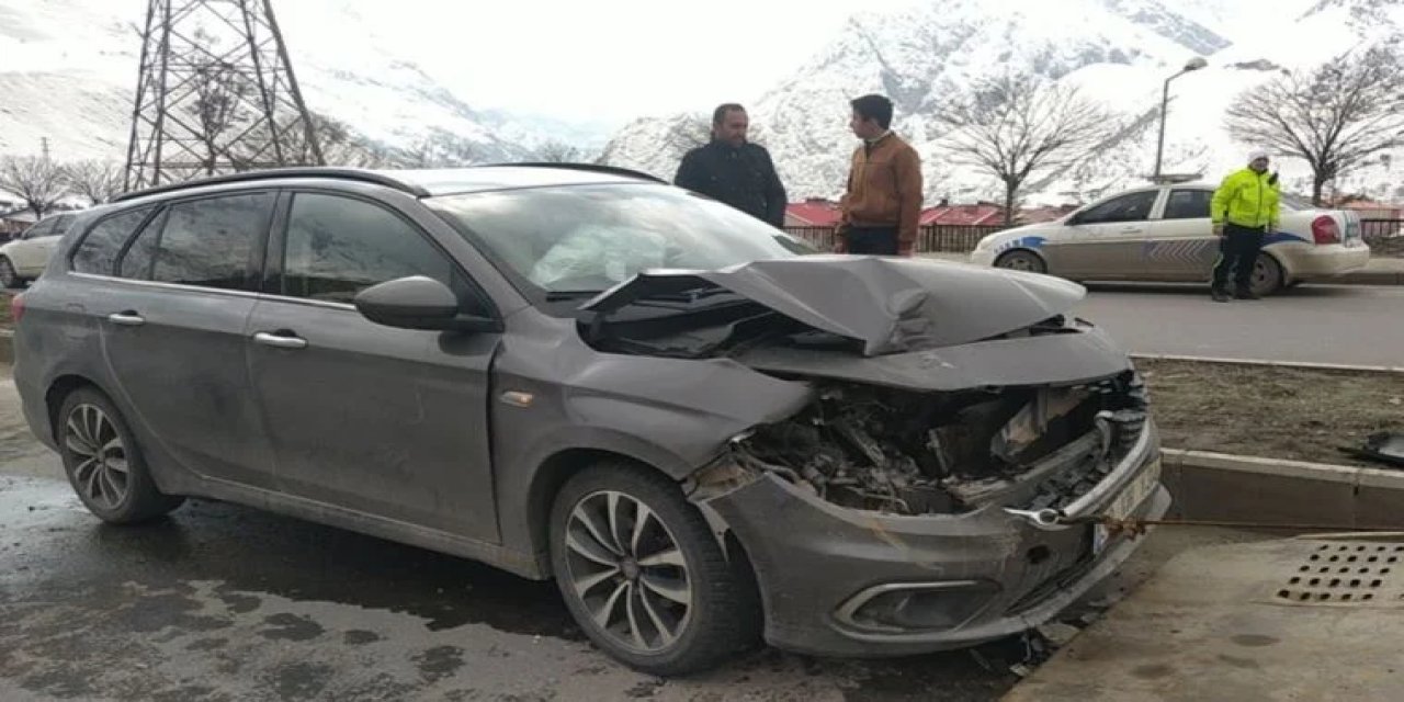 HDP'li vekilin aracı kaza yaptı: Yaralılar var