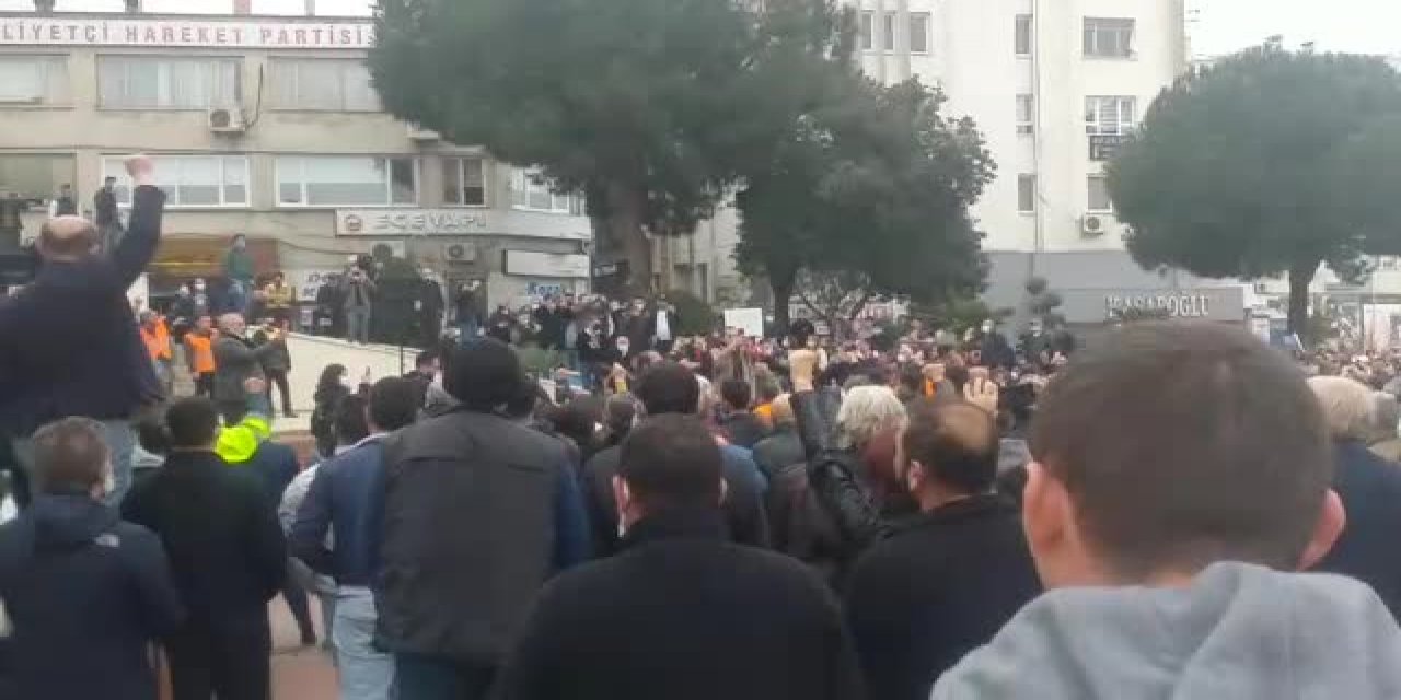 Aliağa Söküm İşçileri meydana indi: "Köle olmayacağız"