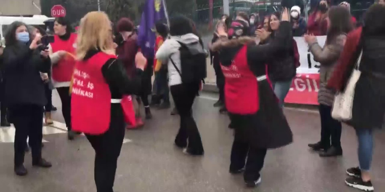 “Geççek” sendikal hak mücadelesi veren emekçilerin şarkısı oldu