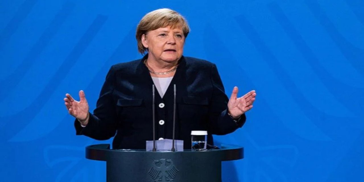 Merkel'den Rusya-Ukrayna gerilimine karşı ilk açıklama: "Avrupa tarihinde derin bir dönüm noktası"