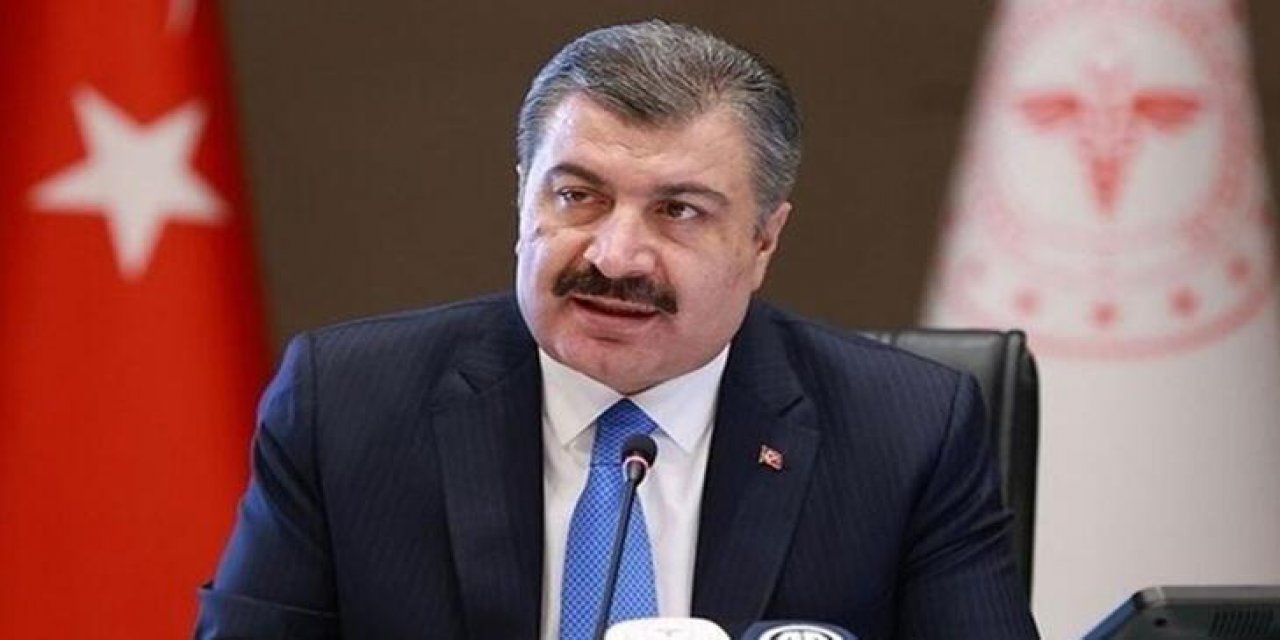 Fahrettin Koca saat verdi:  "Bir süredir beklenen açıklama olacağına inanıyorum"