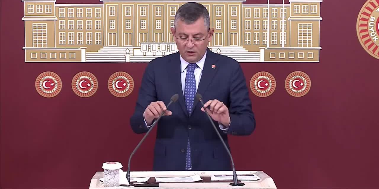 CHP'li Özgür Özel'den Erdoğan'ın sözlerine sert tepki: 'Karaya oturduk yalvarıyoruz'