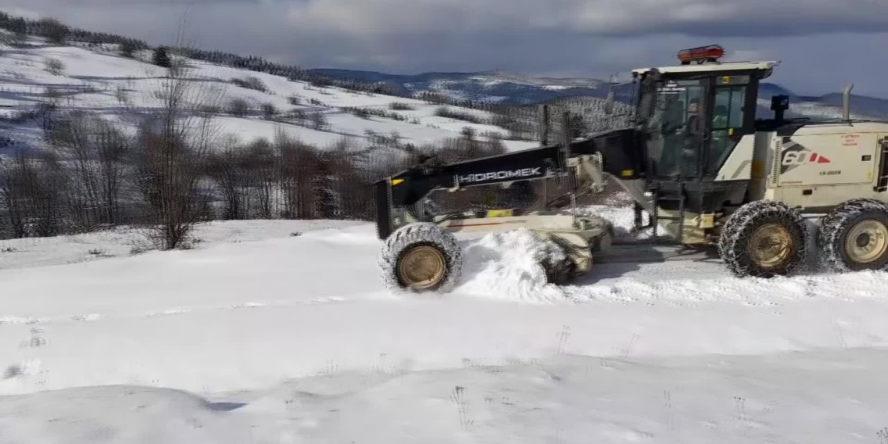 Sinop'ta 132 yol ulaşıma kapandı