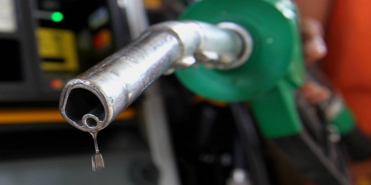 Benzin ve motorine bir zam daha: Gece yarısından itibaren geçerli olacak