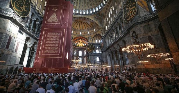 Ayasofya'da 7 yıldır bulunan iskele sökülüyor