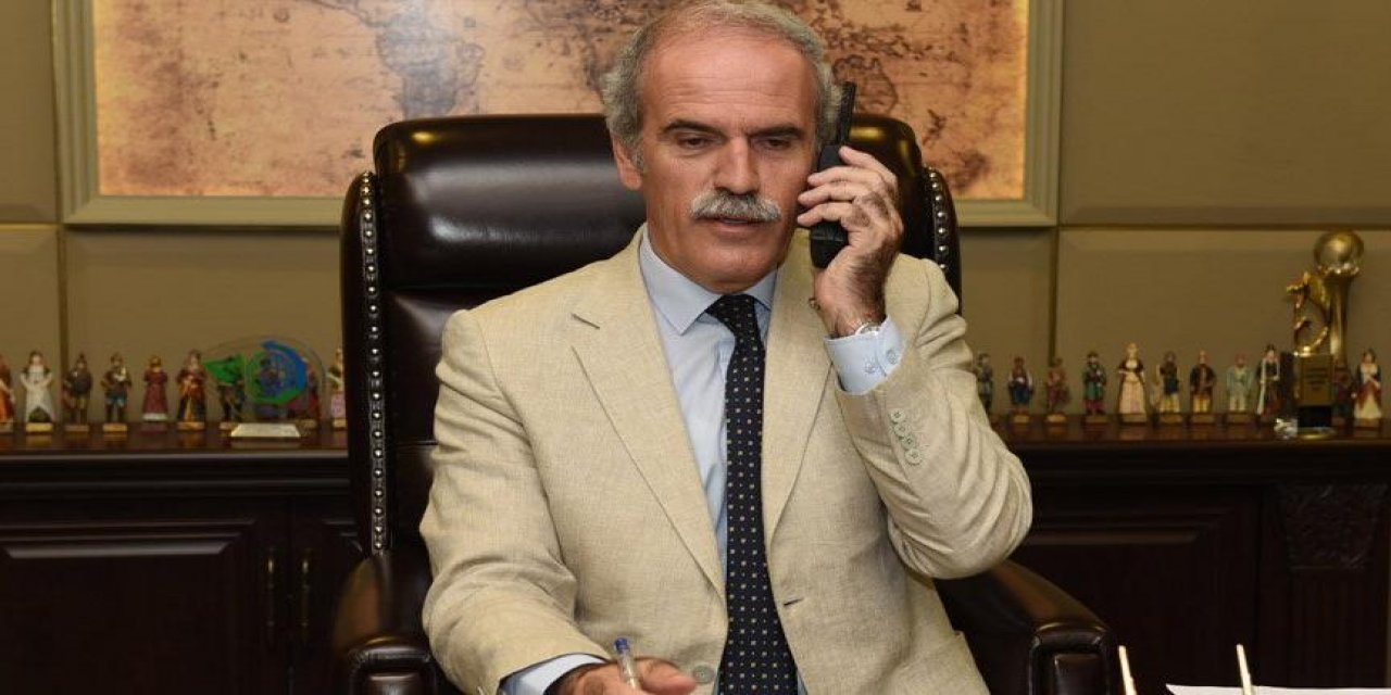 Eski AKP’li başkan korumasını vurdu