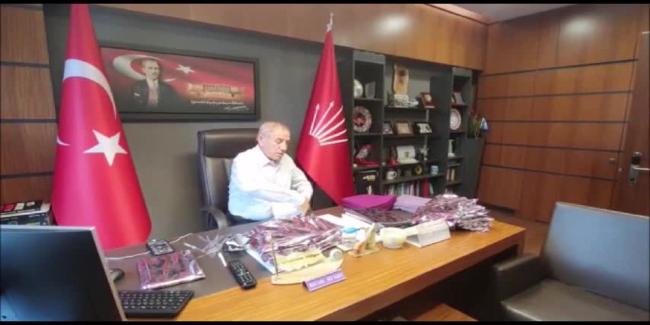 CHP'li Kaya'dan Kadın milletvekillerine 8 Mart hediyesi