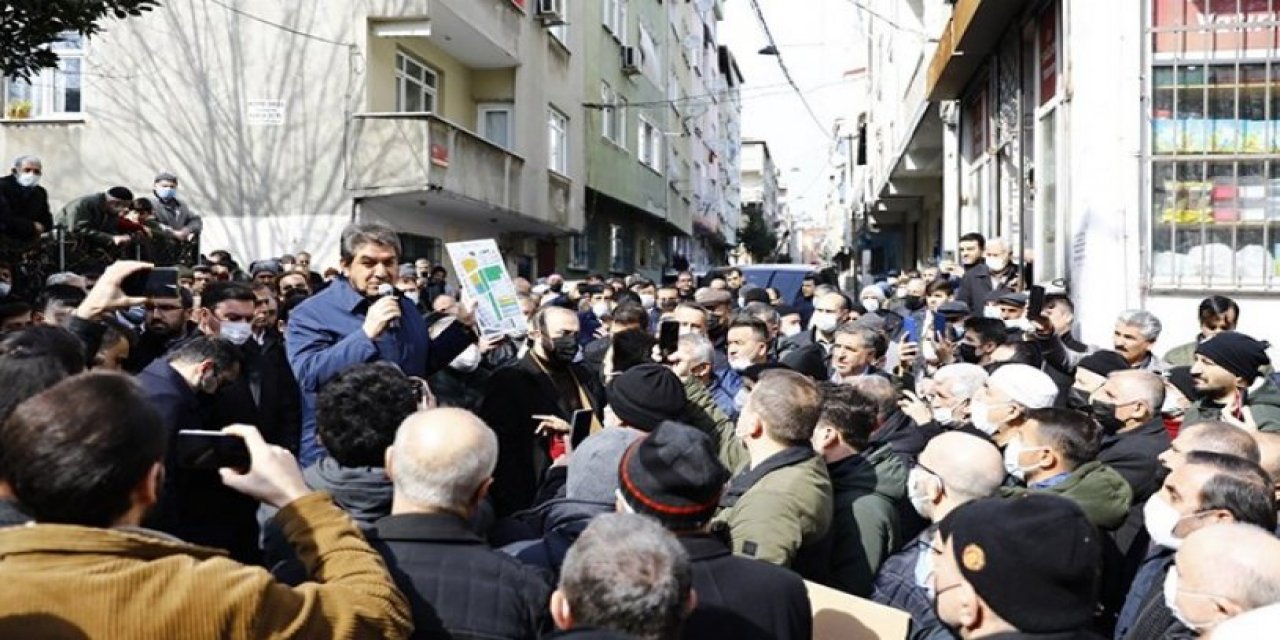 AKP'li Tevfik Göksu cami önünde CHP'lileri hedef gösterdi!