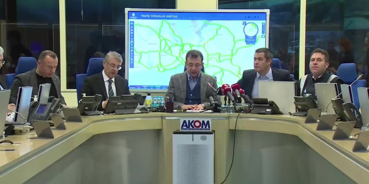 İmamoğlu: Vatandaşlarımız trafiği hafif görüp, özel araçlarıyla çıkmasınlar