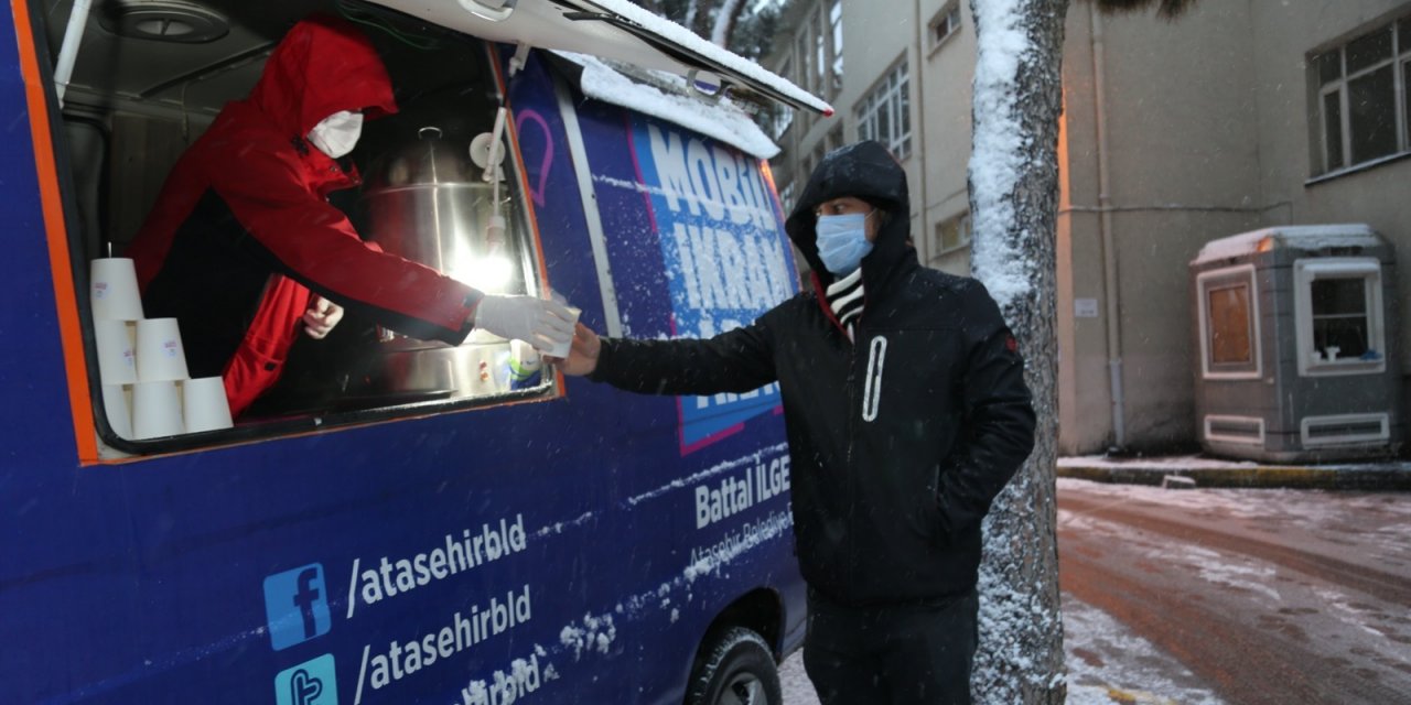 KARA KIŞTA ATAŞEHİR BELEDİYESİ’NDEN SICAK HİZMET