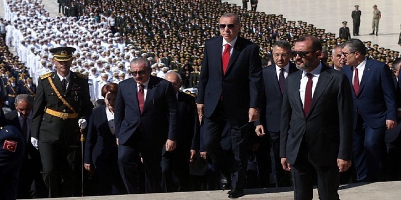 Çarşamba günü kabine değişiyor: Berat Albayrak yeni kabinede görev alacak mı?