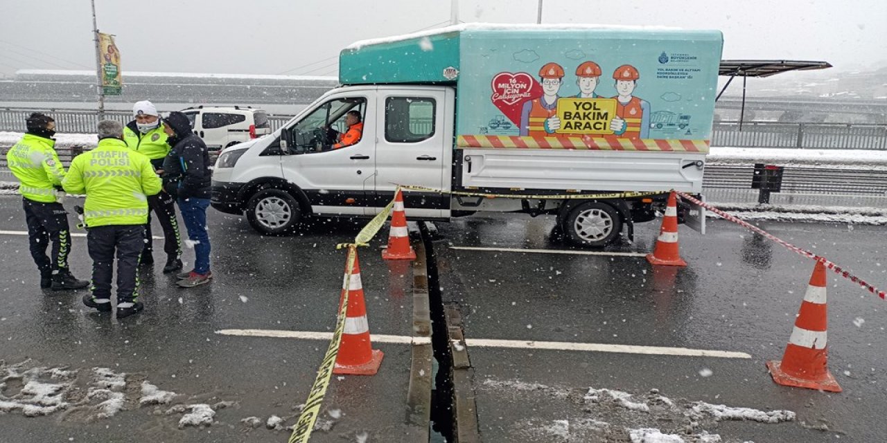 Unkapanı Köprüsü’nde yine açılma yaşandı