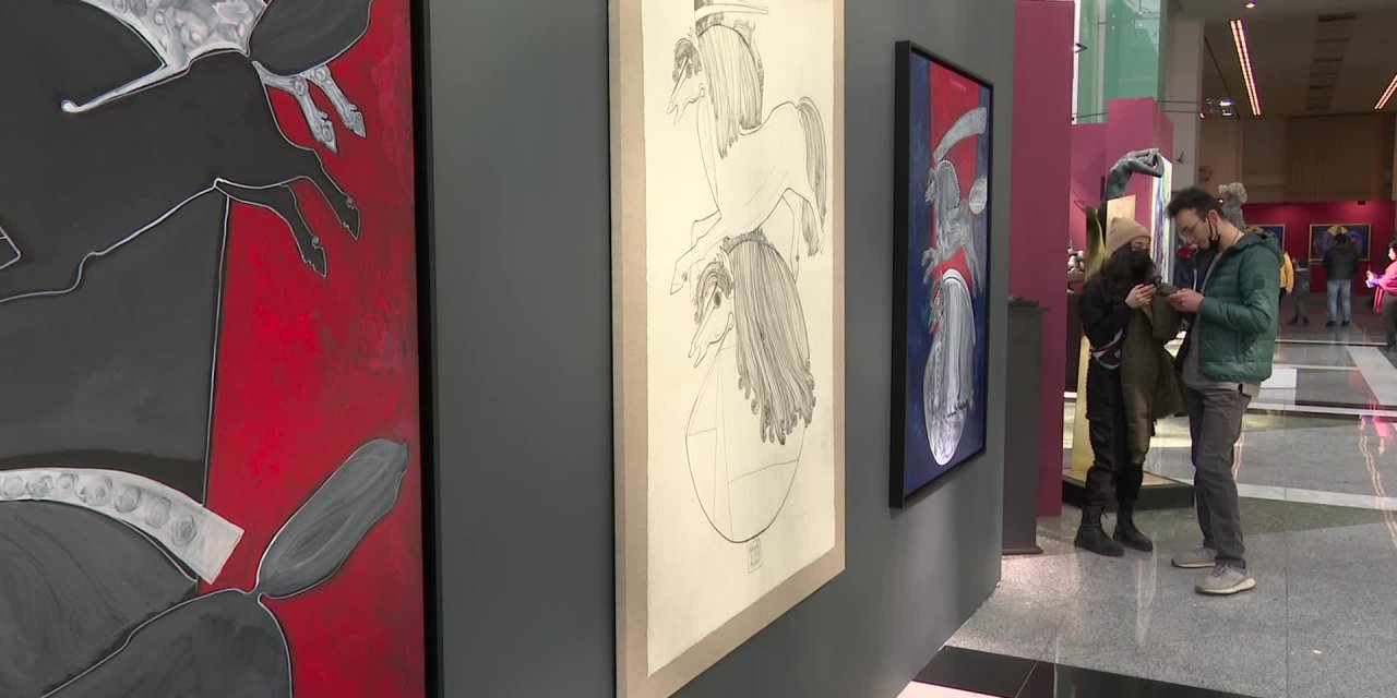 Artankara Çağdaş Sanat Fuarını ziyaret eden Bülent Kuşoğlu: "En son feda edeceğimiz şey sanat olmalı"