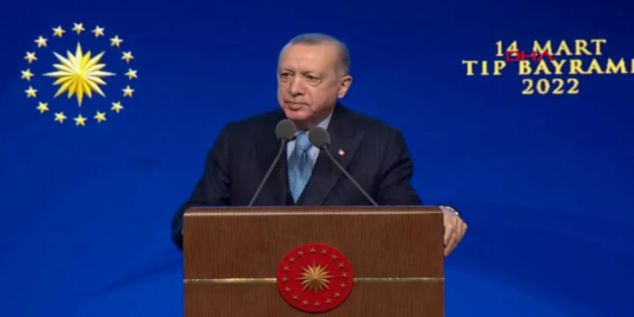 'Gidiyorlarsa gitsinler' demişti: Erdoğan doktorların Tıp Bayramı'nı bu sözlerle kutladı