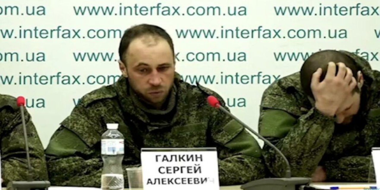 Ukrayna’da yakalan Rus askerleri ağlayarak anlattı: Korkunç bir hata yaptık