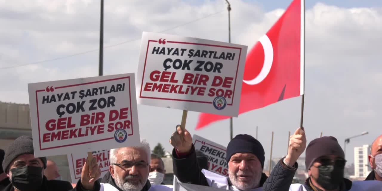Emekli Memur-Sen: "Emekli olunca sendika üyeliğimiz devam etsin, haklarımız da bizimle emekli olmasın istiyoruz"