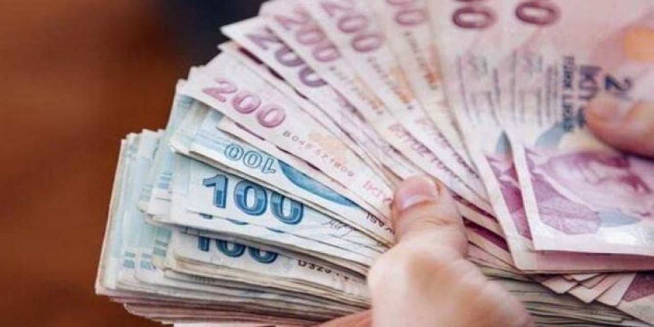 AKP'li vekilin ardından Saray'daki isim de açıkladı: Asgari ücrete iki zam yapılabilir