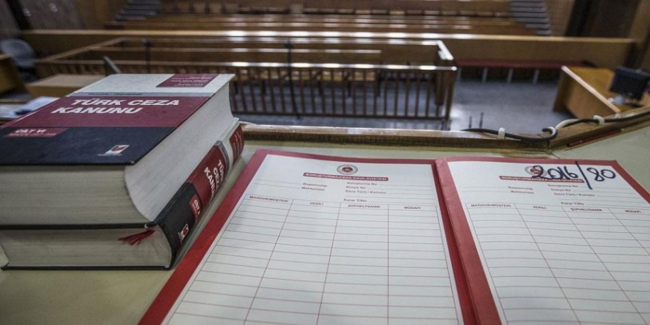 'Laf atma' cinayetinde hakim davadan çekildi