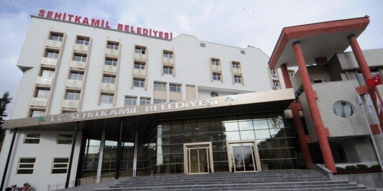 AKP’li belediye hediyelik eşyaya 6 milyon TL harcadı