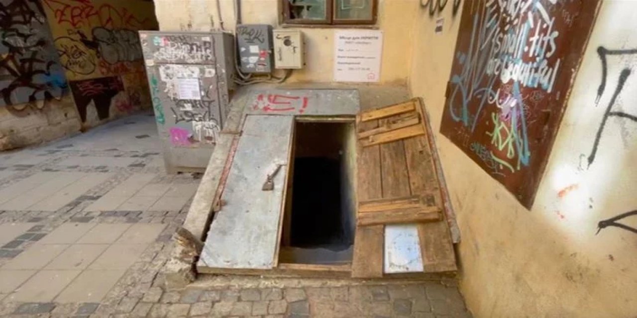 219 yıllık binanın sığınağı yeniden kullanıma açıldı