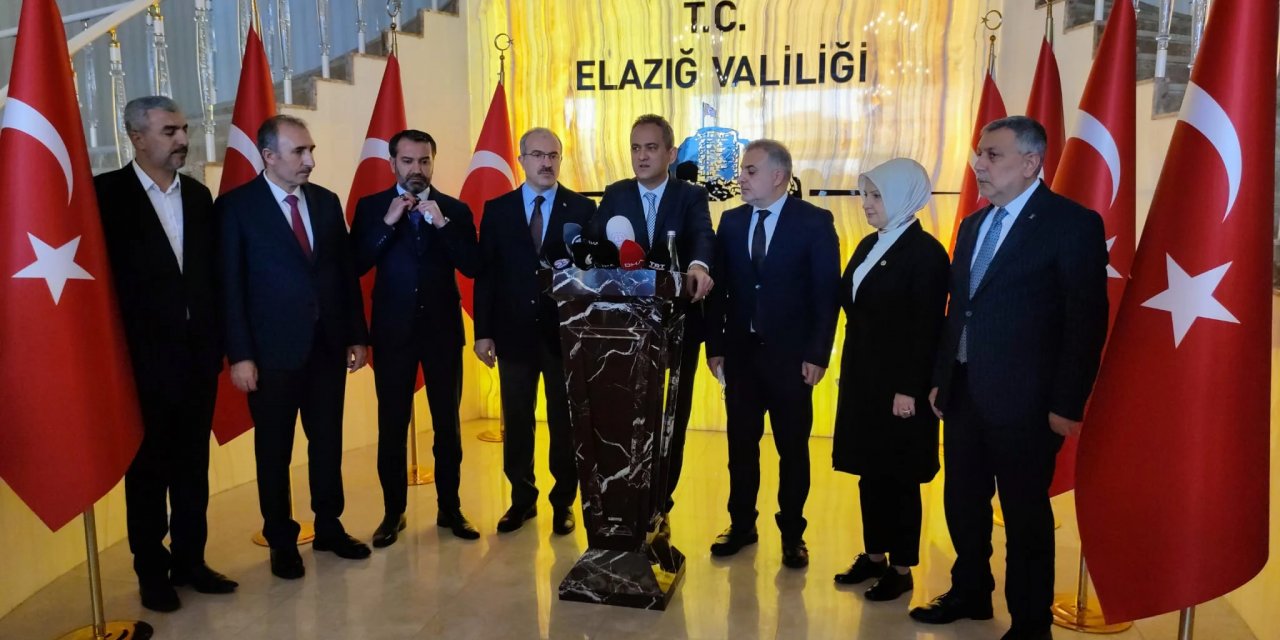 Milli Eğitim Bakanı Mahmut Özer'den 'yüz yüze eğitim' açıklaması