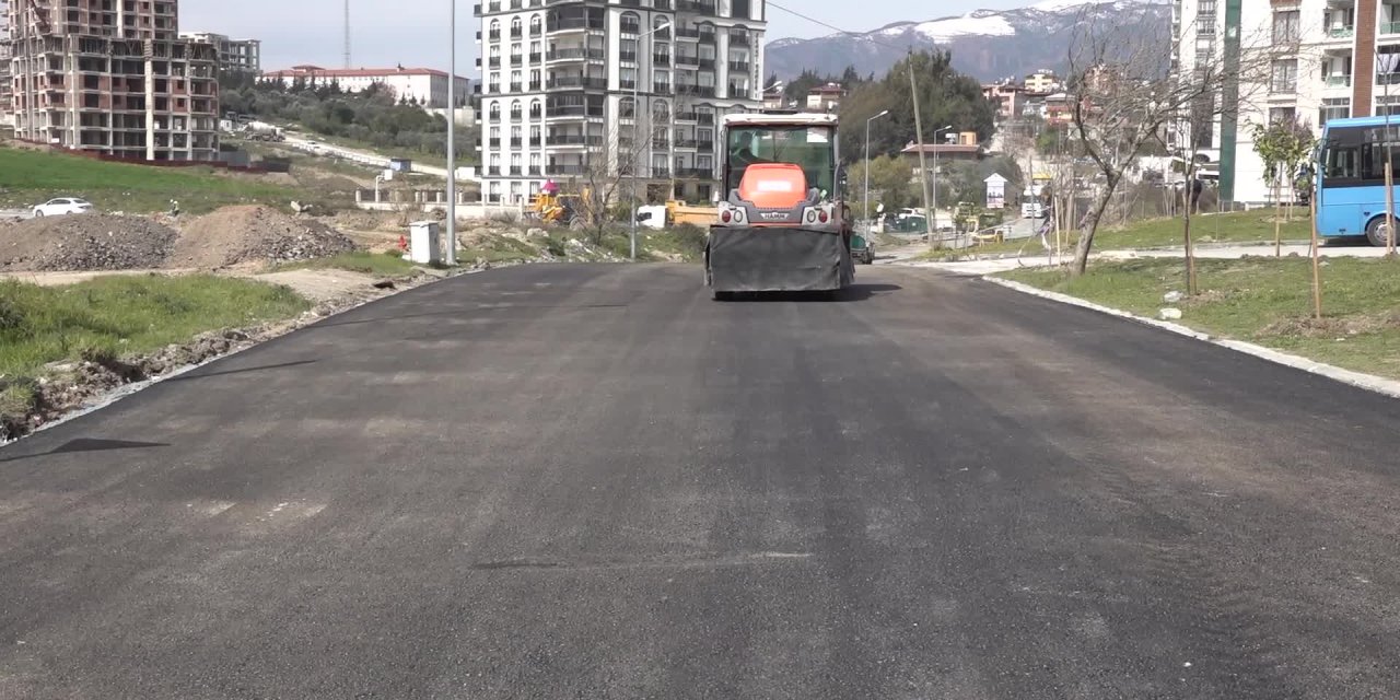 Hatay Büyükşehir Antakya Saraycık Mahallesi yollarını yeniliyor