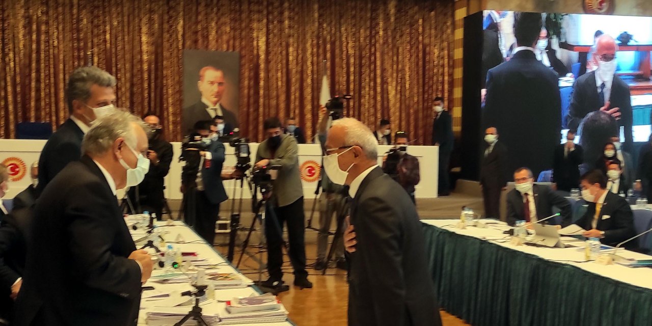 Bakan Elvan'ın Plan ve Bütçe Komisyonu'na vedası