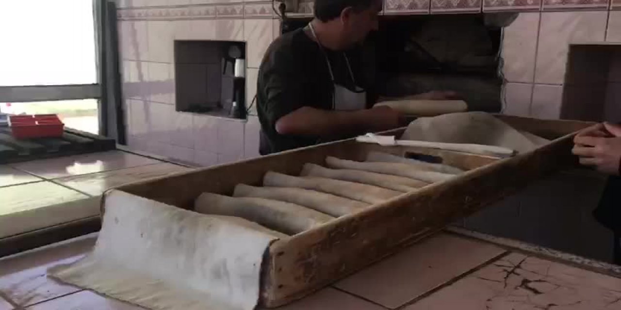 Niğdeli Fırıncı: "Bayat ekmeği 1.25'ten alıyor, iki tane ekmek almış oluyor. Bayat talebi fazla”