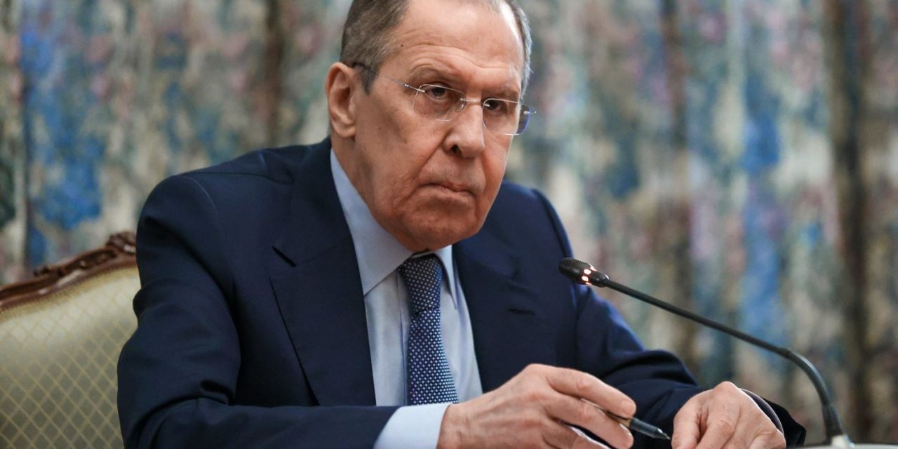 Sergey Lavrov: 'Rusya ile NATO doğrudan karşı karşıya gelebilir'