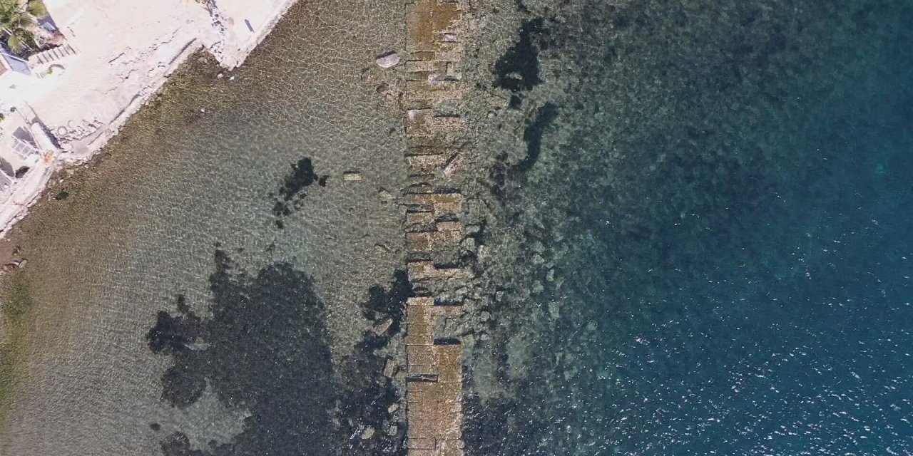 Bodrum'da deniz çekildi, tarihi Kral Yolu ortaya çıktı