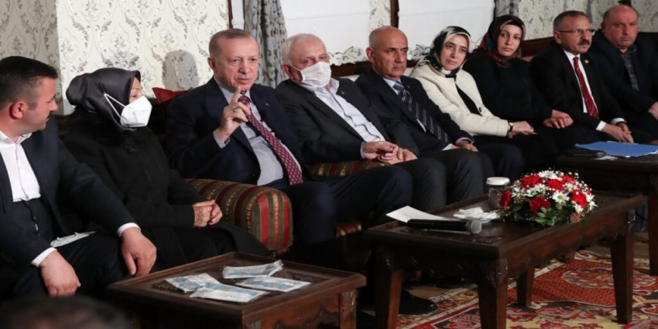 Manda yoğurdu, Medine hurması, kestane balı... İşte Erdoğan'ın her gece yatmadan önce yediği karışımın maliyeti