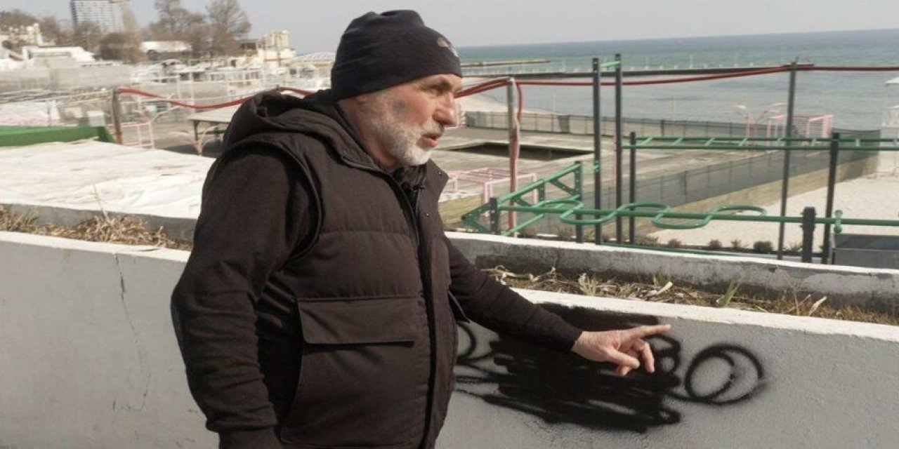 Sosyal medyada gündeme gelmişti: Ukrayna’daki apartmanlarda görünen gizemli ışıklar ve işaretler ne anlama geliyor?