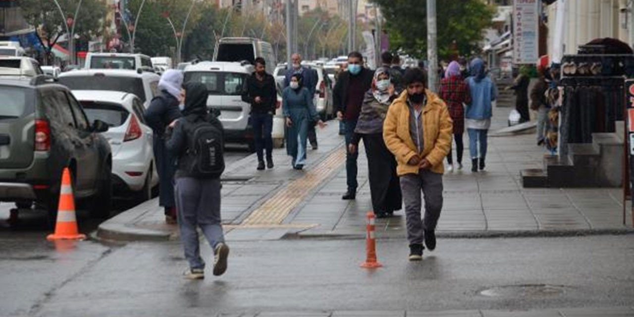Eskişehir'de de  açık alanlarda sigara içmek yasaklandı! 