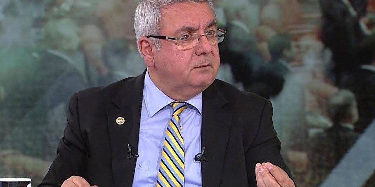 SP lideri "Bugün Erbakan yaşasaydı CHP ile birlikte olurdu" demişti... Mehmet Metiner, Karamollaoğlu'nun sözlerini değerlendirdi: "Ve siz kalkıp o birilerini tercih edeceksiniz, e pes vallahi!"